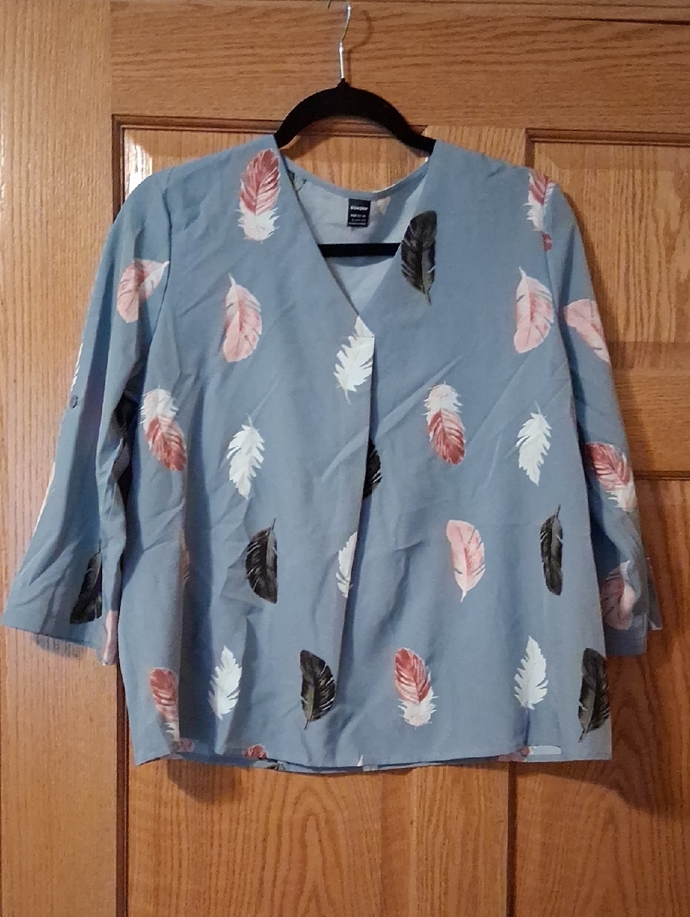 SHEIN Dusty Blue Feather-Print V-Neck Blouse